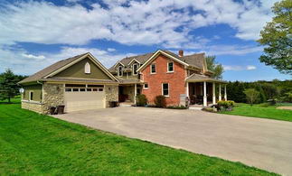 Main House and Garage - Country homes for sale and luxury real estate including horse farms and property in the Caledon and King City areas near Toronto